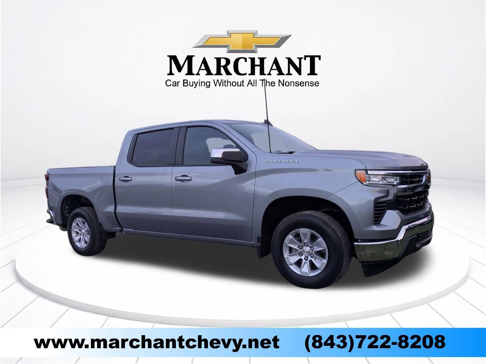 2025 Chevrolet Silverado 1500 Crew Cab Short Box 2-Wheel Drive LT in Sterling Gray Metallic — front three-quarter view